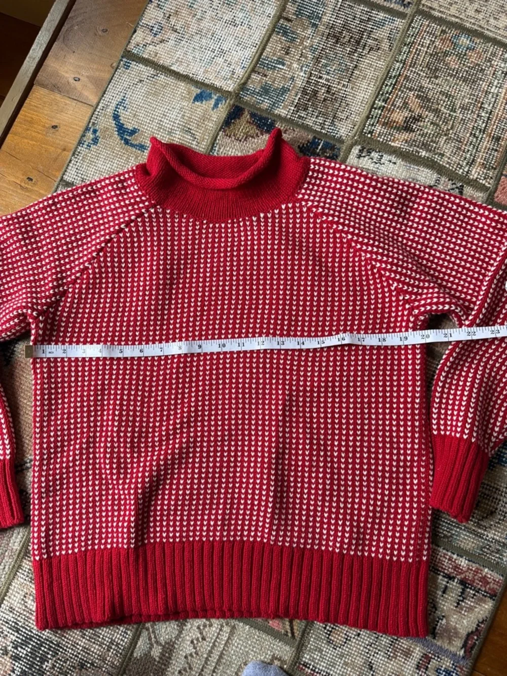 Ll Bean Signature Red & White mock neck Turtleneck Sweater - Picture 5 of 7